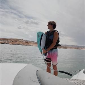 Meet your Posher, Carter